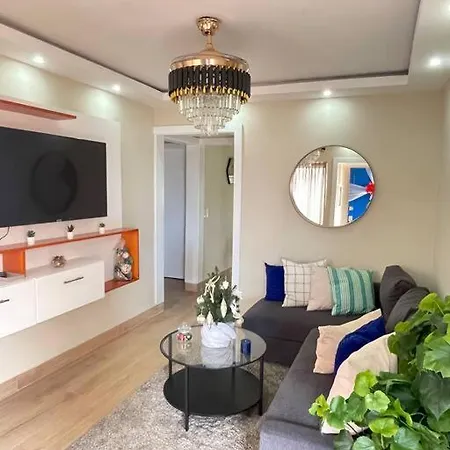 Acogedora Partamento Cerca De La Embajada Apartment